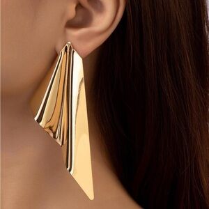 Fashion Iron Triangle Stud Earrings